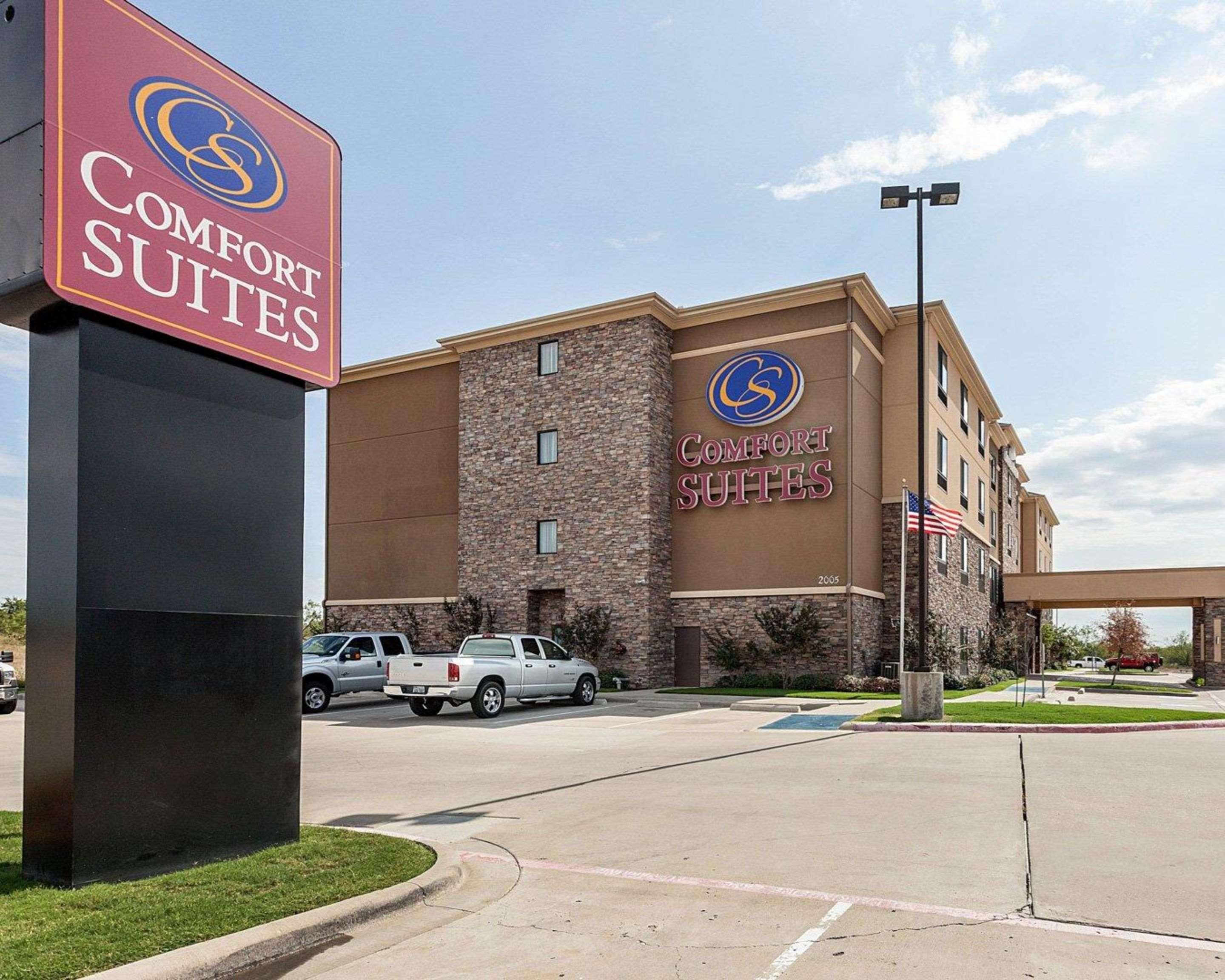 Comfort Suites Greenville Exterior photo